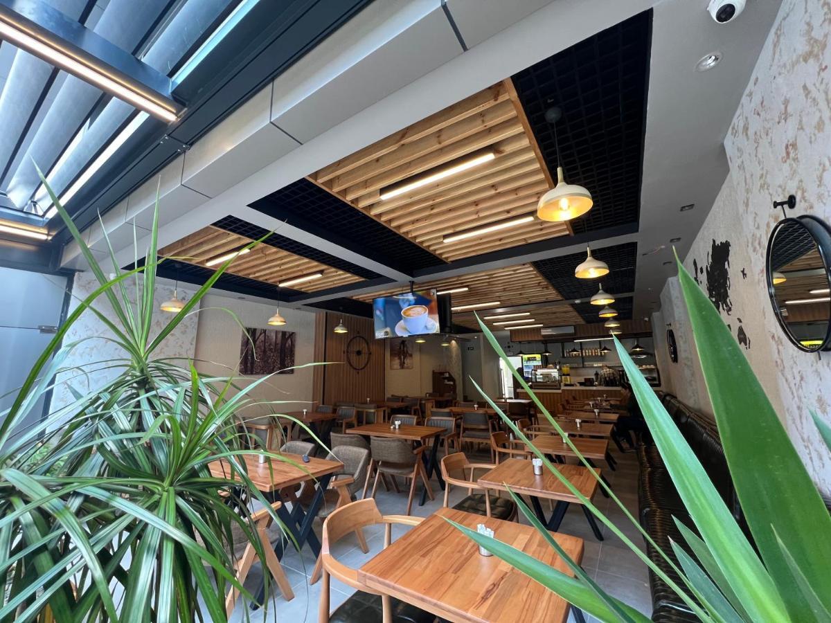 Innport Hotel Gebze Bagian luar foto