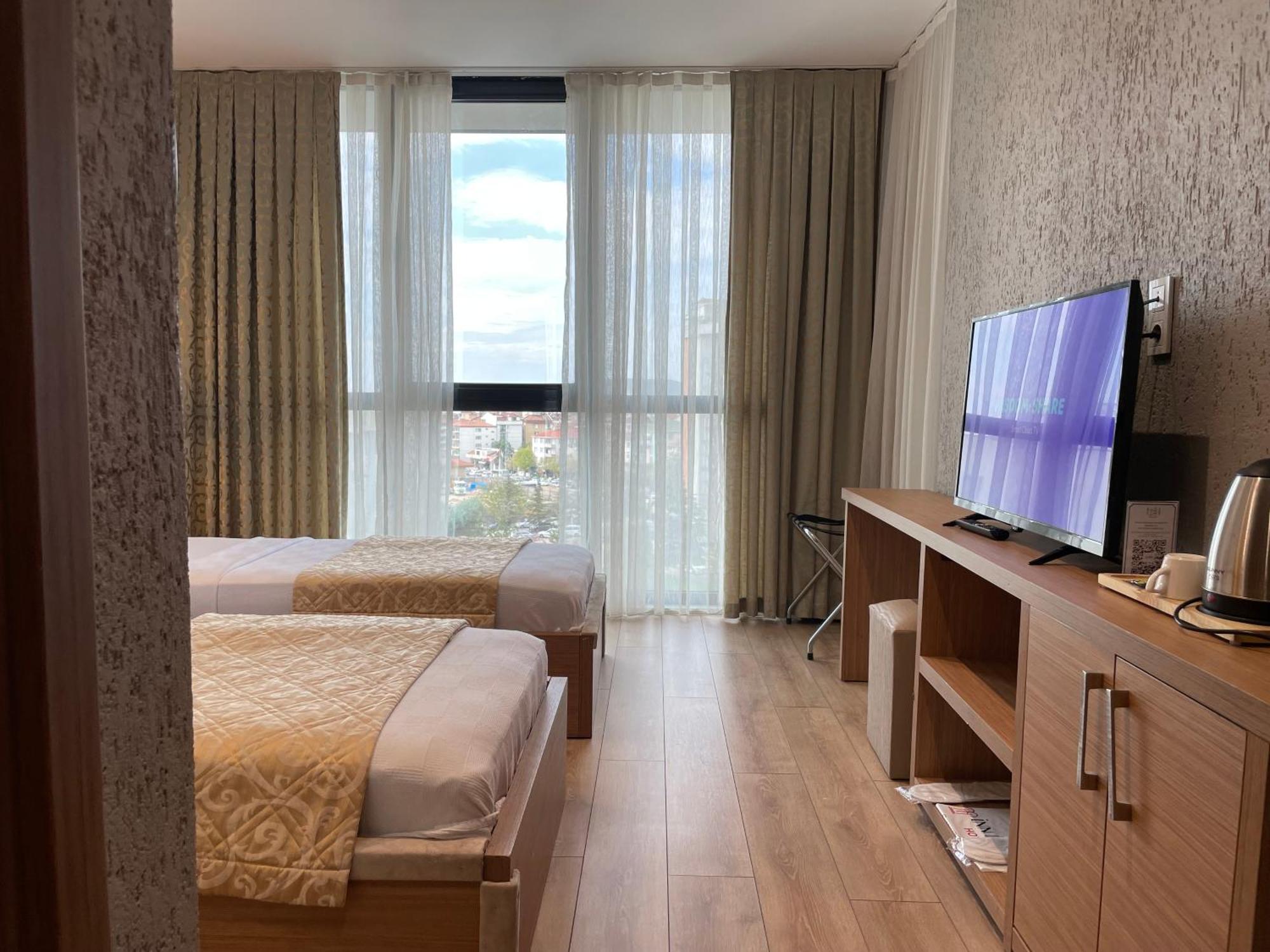 Innport Hotel Gebze Bagian luar foto