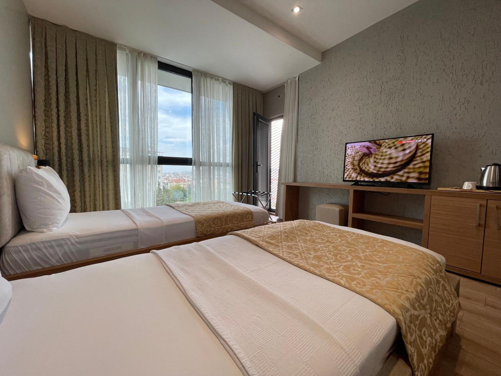 Innport Hotel Gebze Bagian luar foto